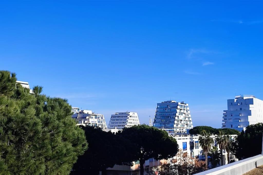 Grand Voile - Hyper Centre, Climatisation, Vue Panoramique Sur L'Architecture De La Grande Motte Apartment Exterior photo